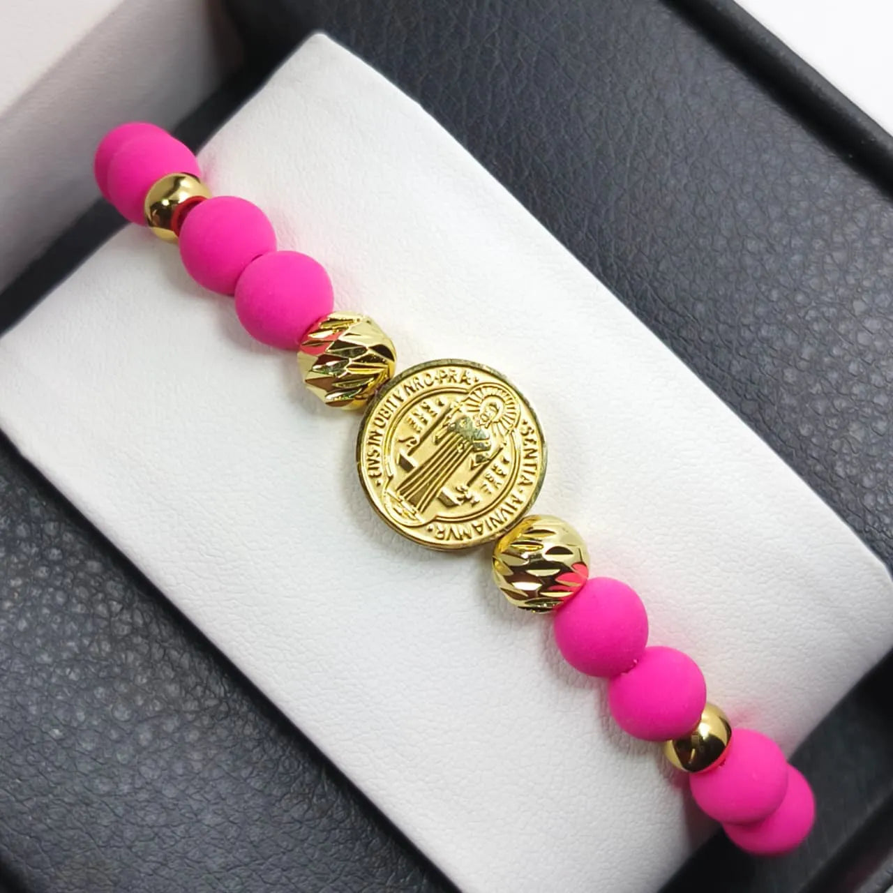 Manilla San Benito Neopreno Baño en Oro 18K